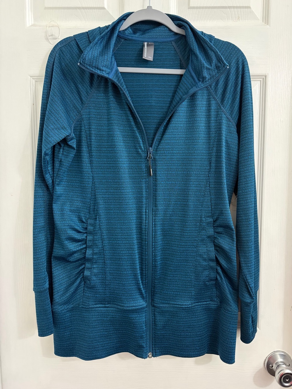 Mondetta Teal Full-Zip Lightweight Jacket. Size medium $10